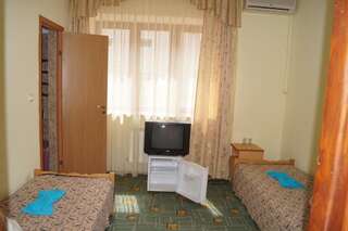 Гостиница Троя Витязево Стандартный двухместный номер с 1 кроватью или 2 отдельными кроватями-2